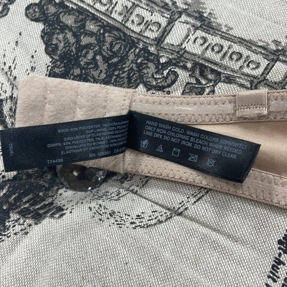 Natori Reflex Strapless Bra with Bump and Removable Straps - Picture 10 of 12